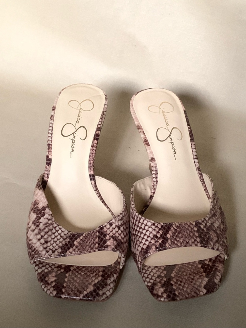JESSICA SIMPSON Evella Open Toe Slip On Sandals Heels Brown Snakeprint Sz 7.5M